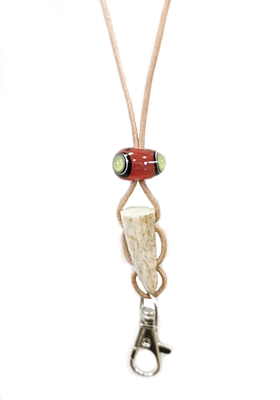 Bracco Originální řemínek na píšťalku z přírodních materiálů, ručně vinutá perla- parůžek, magické oko
